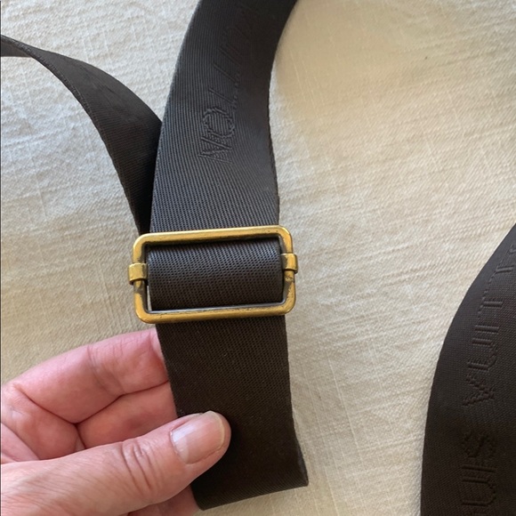 Authentic Louis Vuitton crossbody - Picture 5 of 14